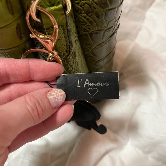 Faux Alligator Handbag - Picture 5 of 5